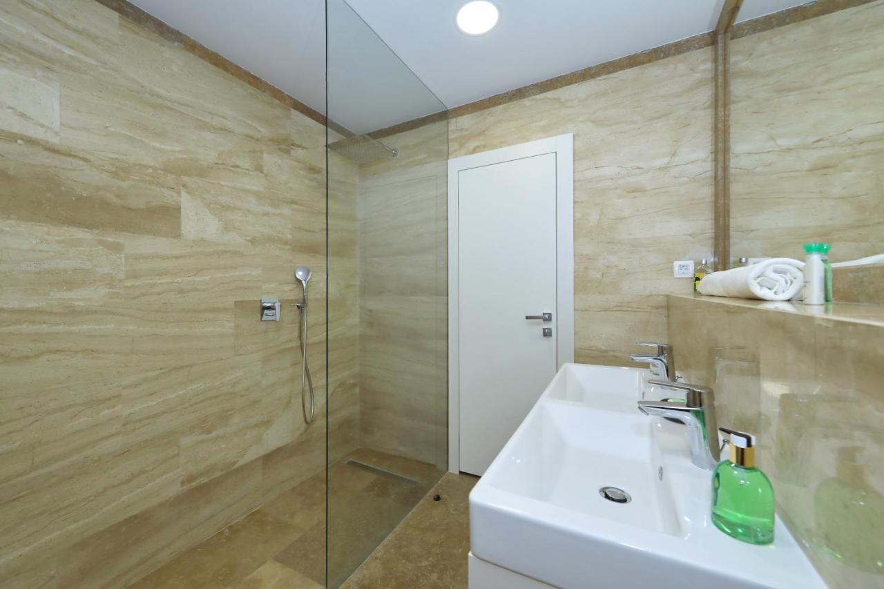 Penthouse Diem - Private Pool With Sea View Zadar Dış mekan fotoğraf